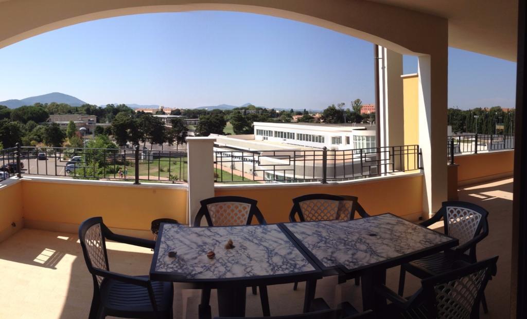 Regina Apartments ألغيرو الغرفة الصورة