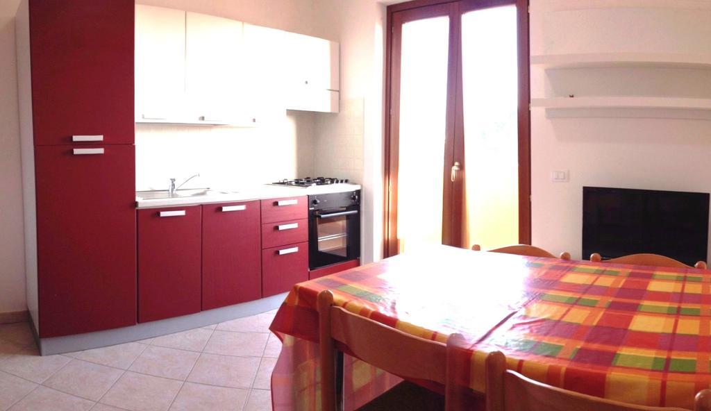 Regina Apartments ألغيرو الغرفة الصورة
