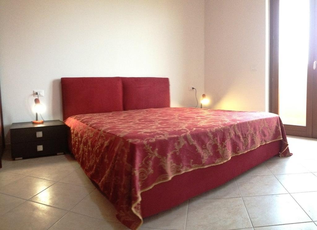 Regina Apartments ألغيرو الغرفة الصورة
